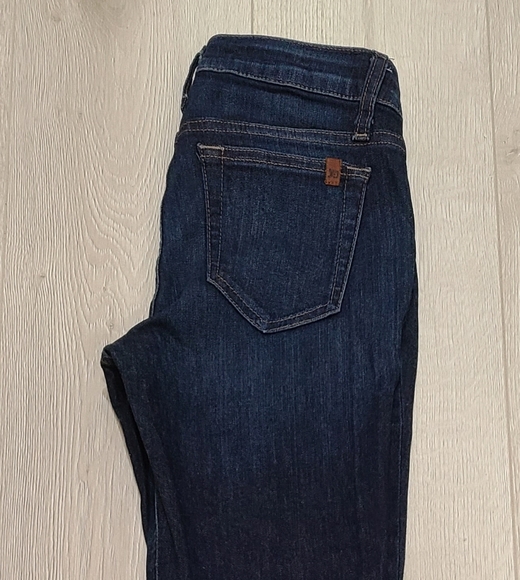 JOES Jeans. The Skinny. - Picture 3 of 11